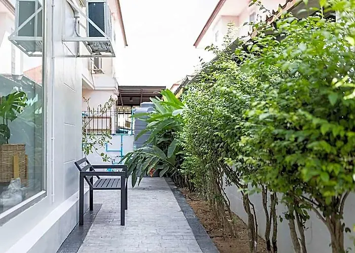 Hotell The Golden House @ Suvarnabhumi